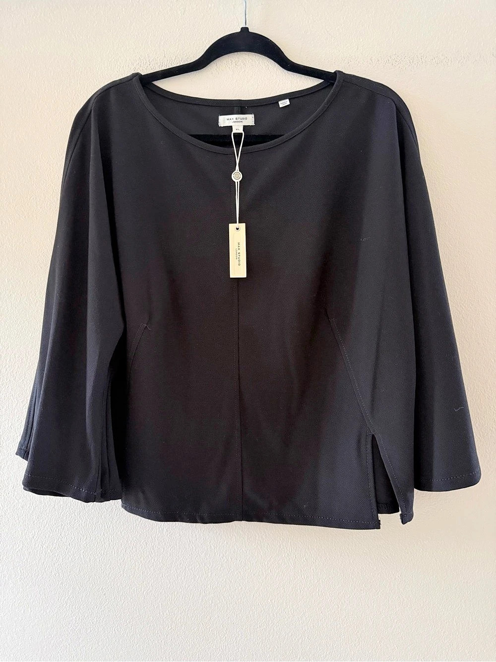 Max Studio 5707H7001 Black Bell Sleeve Top Size XL NWT